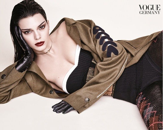Kendall Jenner, Kim Kardashian - ảnh 1