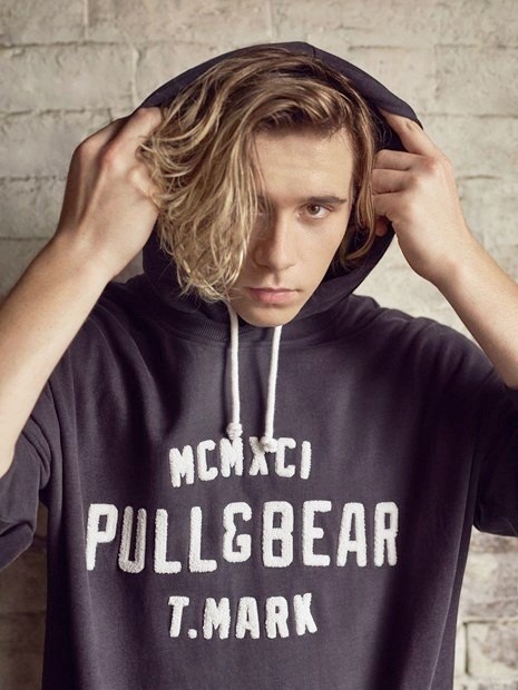 David Beckham, Victoria Beckham, Brooklyn Beckham, Chloe Moretz, bạn gái - ảnh 4