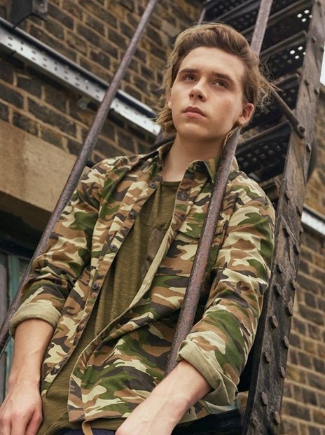 David Beckham, Victoria Beckham, Brooklyn Beckham, Chloe Moretz, bạn gái - ảnh 6