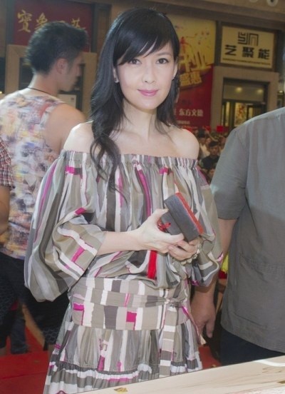 Châu Huệ Mẫn, Nghê Chấn - ảnh 22