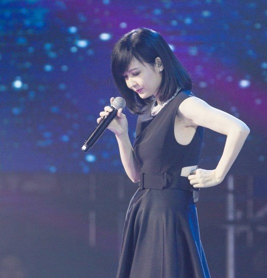 Châu Huệ Mẫn, Nghê Chấn - ảnh 11