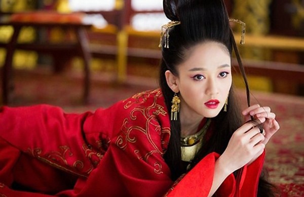 Trần Kiều Ân, Đông Phương Bất Bại - ảnh 8