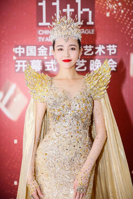 phim,khán giả,sân khấu,nữ diễn viên,nghệ thuật,ngôi sao,xuất hiện,giải thưởng, Nữ thần Kim Ưng, Lý Tiểu Lộ, Lưu Diệc Phi, Vương Lạc Đan, Lưu Thi Thi, Bên nhau trọn đời, Đường Yên, Triệu Lệ Dĩnh, liên hoan nghệ thuật Kim Ưng - ảnh 12