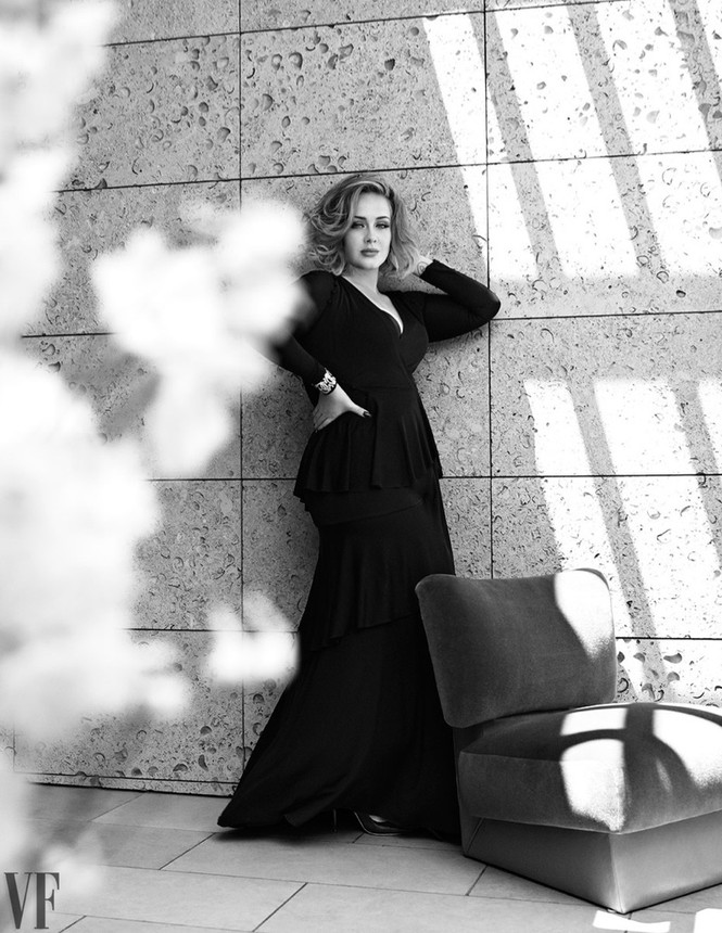 Album,xuất hiện,lưu diễn,giọng ca,xinh đẹp,hẹn hò,Tour,Adele, Simon Konecki, nàng béo Adele, viên mãn, đậm chất cổ điển, mắt khói - ảnh 7