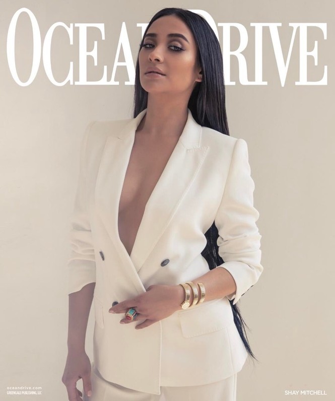 Người đẹp lai Shay Mitchell mặc quyến rũ khoe dáng ngọc - ảnh 7