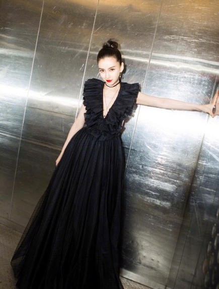 Khó nhận ra Angelababy từng cá tính và quyến rũ thế này - ảnh 21