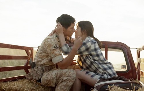 Song Hye Kyo - Song Joong Ki lộ ảnh hẹn hò, phủ nhận ‘cưới chạy bầu’ - ảnh 19