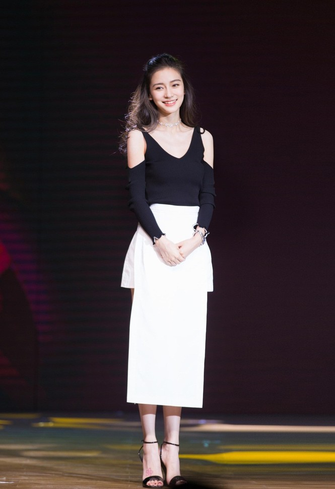 Angelababy đẹp kiều diễm như búp bê - ảnh 1