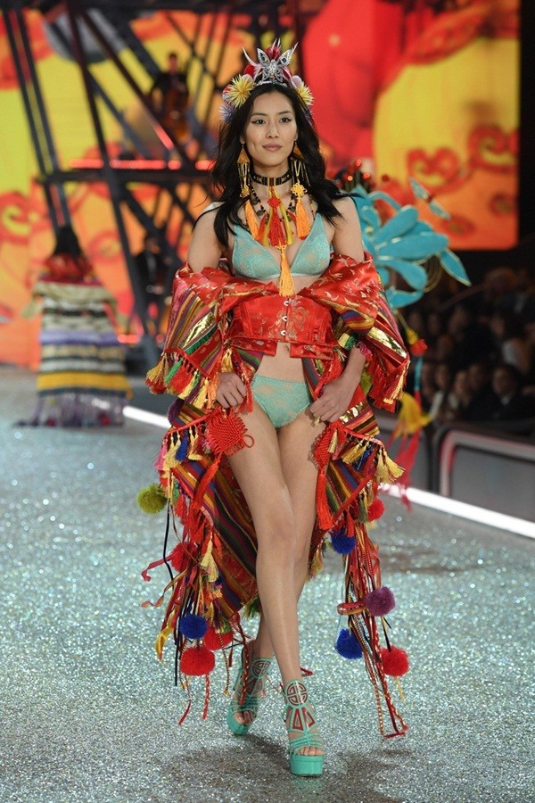 Victoria’s Secret Fashion Show 2017 - ảnh 4