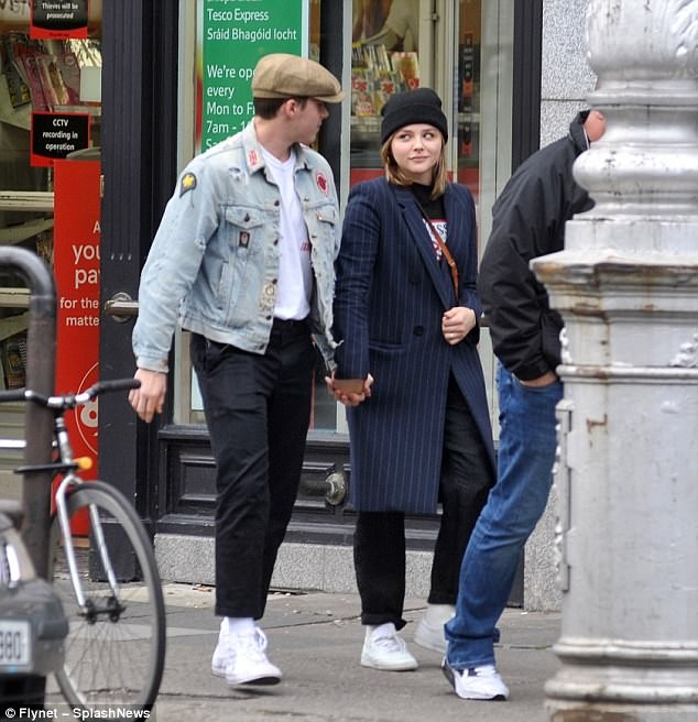 Cậu cả nhà Beckham nối lại tình xưa với người yêu cũ - ảnh 2