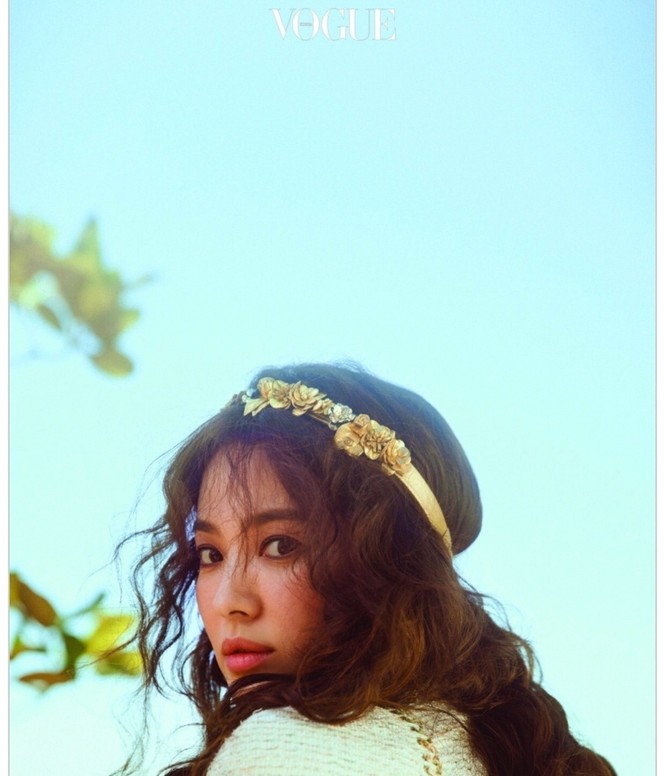 Khoảnh khắc gợi cảm của cô dâu Song Hye Kyo trước ngày cưới - ảnh 1