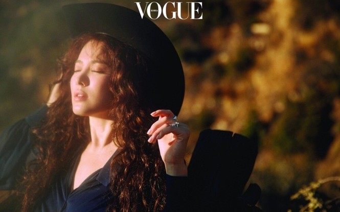 Khoảnh khắc gợi cảm của cô dâu Song Hye Kyo trước ngày cưới - ảnh 6