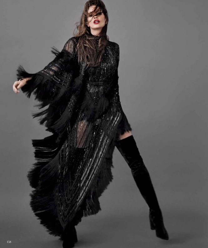 Siêu mẫu huyền thoại Cindy Crawford U60 vẫn không thôi quyến rũ - ảnh 5