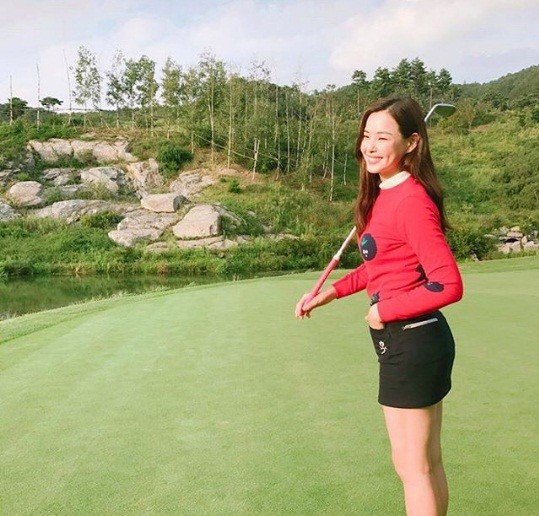 Hoa hậu Hàn Quốc Honey Lee ‘đẹp xuất sắc’ sau 10 năm đăng quang - ảnh 9