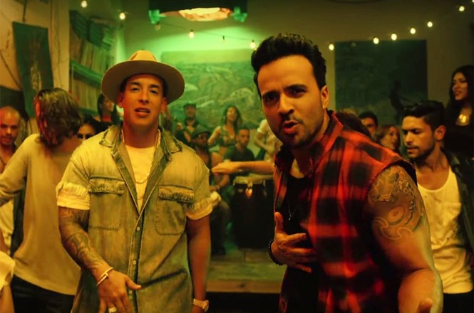 Ca khúc hot nhất 2017 'Despacito' được đề cử 3 giải Grammy - ảnh 1