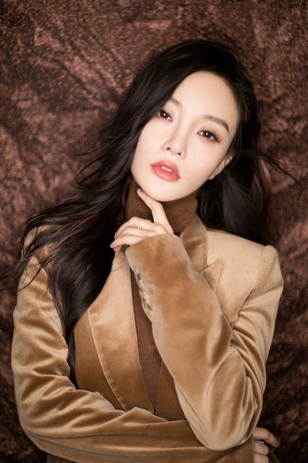 Angelababy như ‘bình phong’ giúp Phạm Băng Băng né tránh ‘kẻ khó ưa’ - ảnh 10