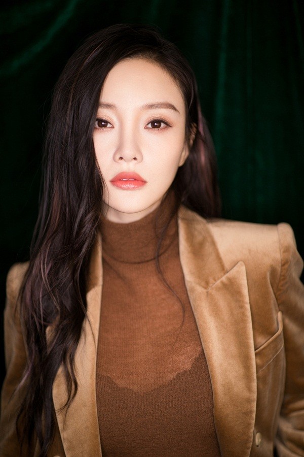 Angelababy như ‘bình phong’ giúp Phạm Băng Băng né tránh ‘kẻ khó ưa’ - ảnh 12