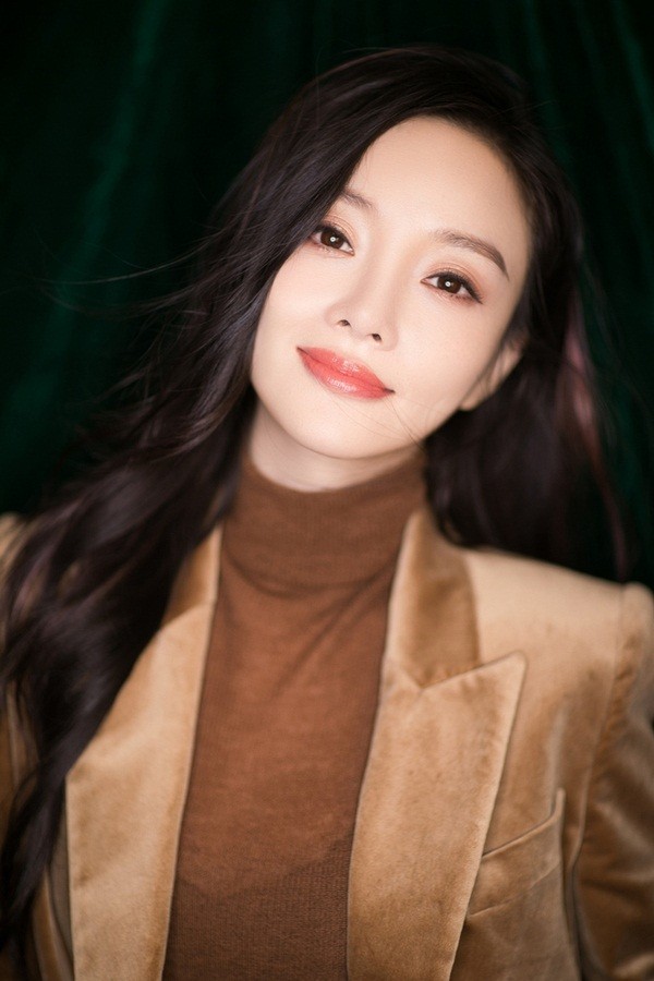 Angelababy như ‘bình phong’ giúp Phạm Băng Băng né tránh ‘kẻ khó ưa’ - ảnh 13