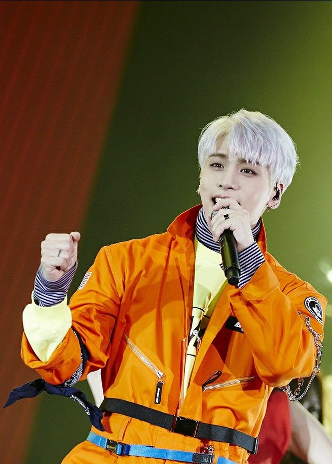 Jonghyun SHINee tự sát - ảnh 1