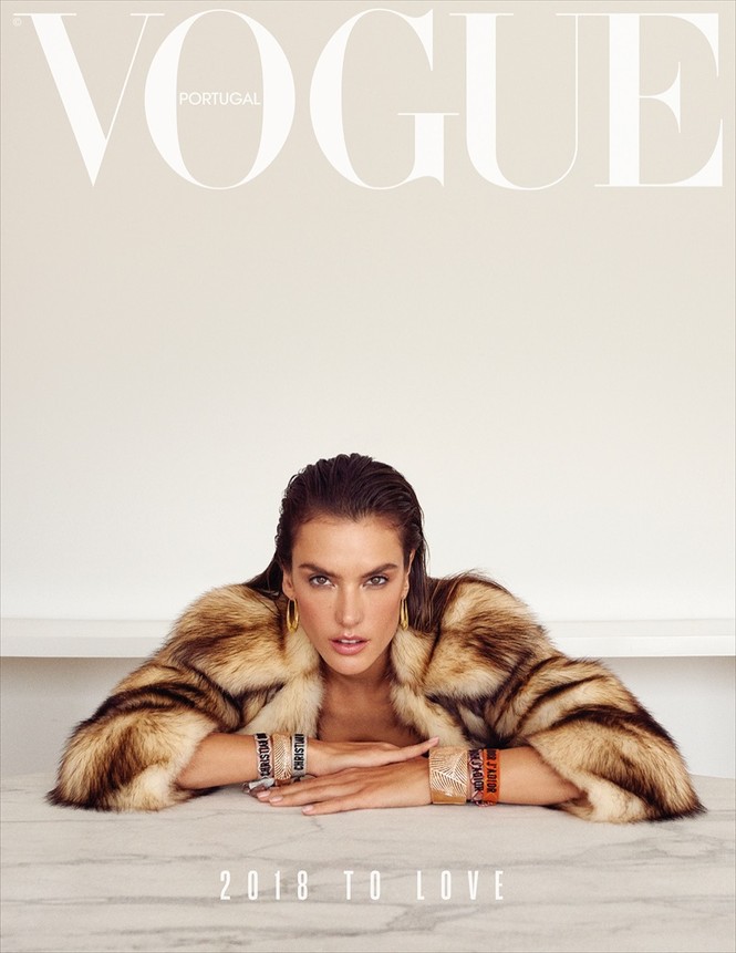 Hậu chia tay Victoria's Secret, Alessandra Ambrosio ngày càng quyến rũ - ảnh 1