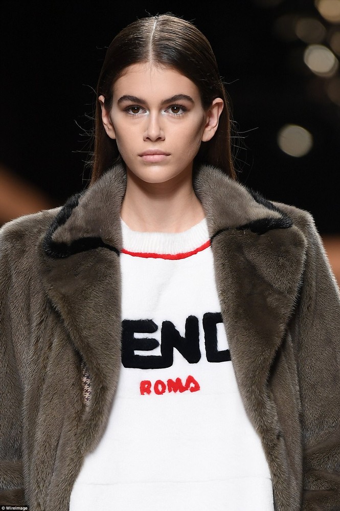 Kaia Gerber Cindy Crawford - ảnh 16