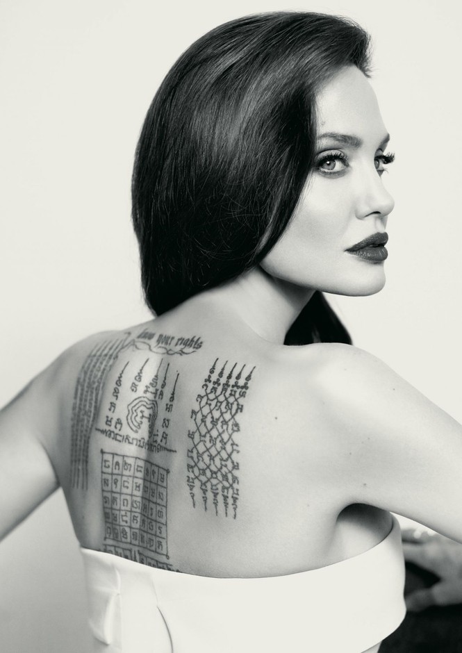 Angelina Jolie quyến rũ - ảnh 3