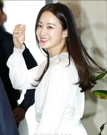 Kim Tae Hee da trong veo - ảnh 13