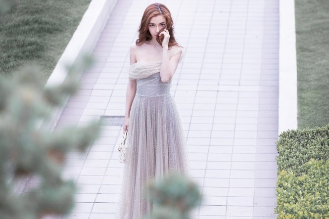 Angelababy lệch vai gợi cảm - ảnh 4