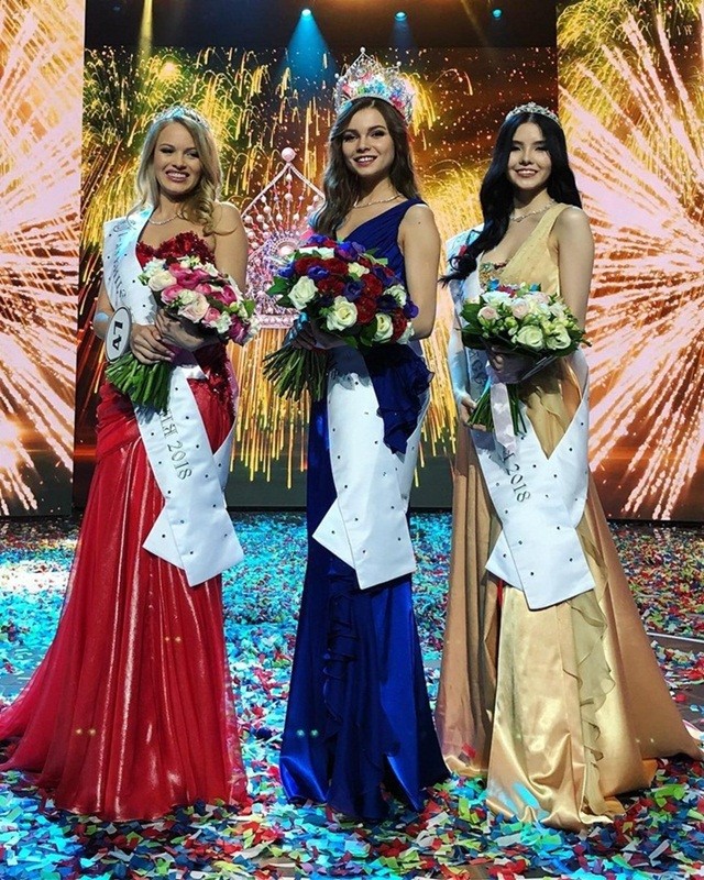 Yuliya Polyachihina Hoa hậu Nga - ảnh 2