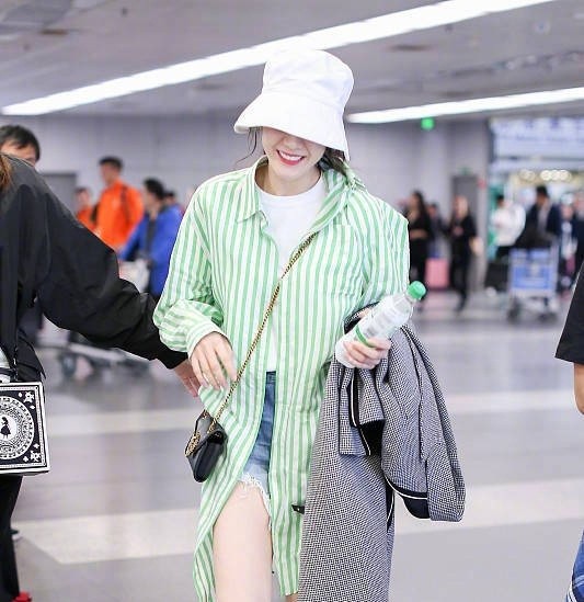 Địch Lệ Nhiệt Ba - ảnh 9