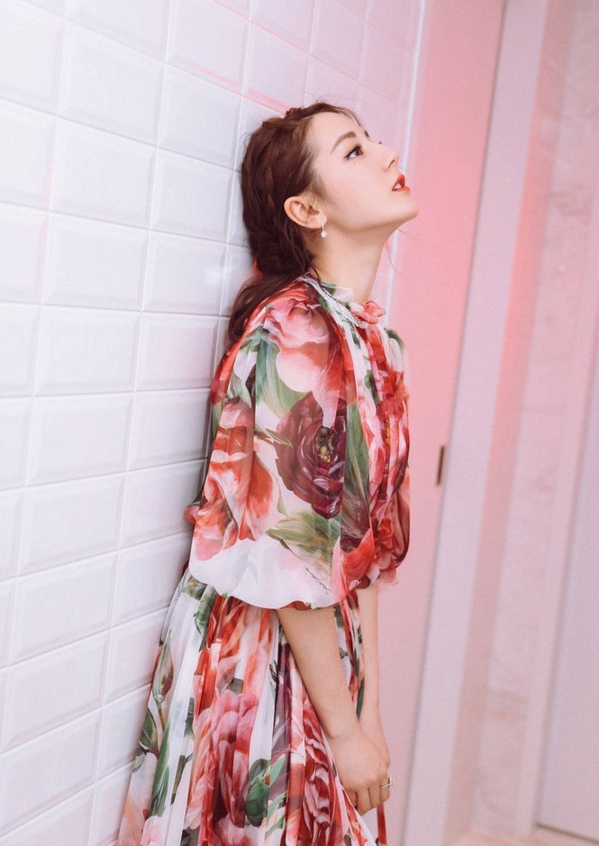 Địch Lệ Nhiệt Ba - ảnh 4