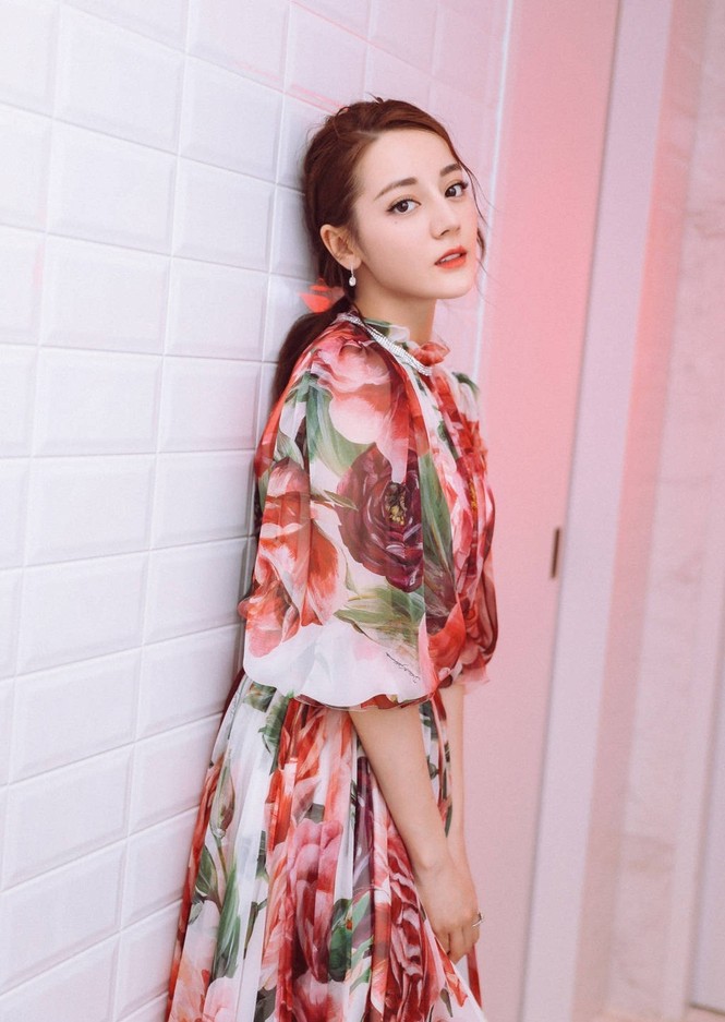 Địch Lệ Nhiệt Ba - ảnh 3