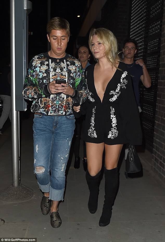em gái Kate Moss - ảnh 2