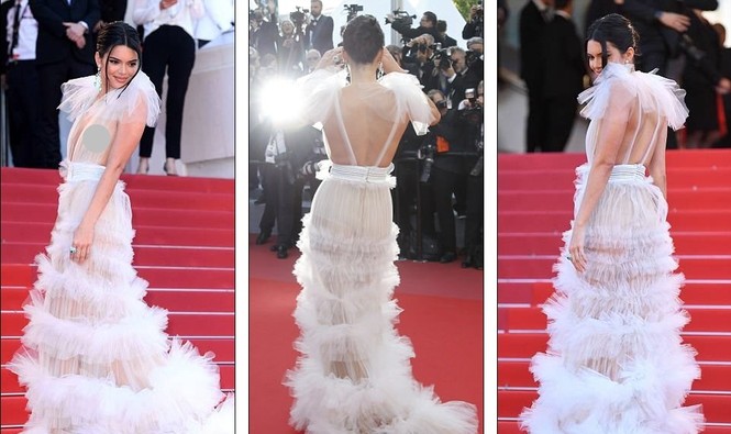 Em gái Kim Kardashian váy trong suốt - ảnh 3