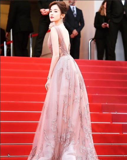 Mỹ nữ Tân Cương Cổ Lực Na Trát Cannes 2018 - ảnh 12
