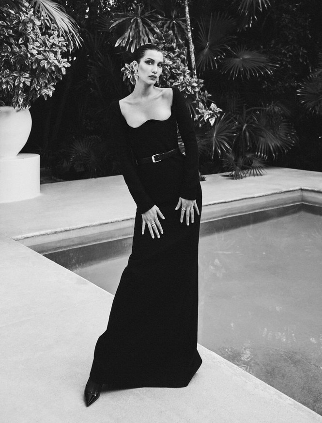 Bella Hadid eo thon, ba vòng như ‘thần Vệ Nữ’ - ảnh 12