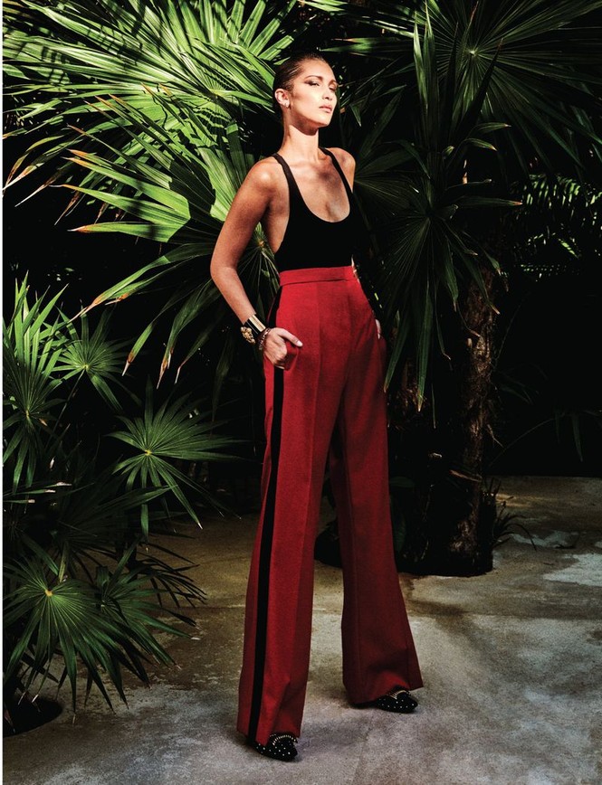 Bella Hadid eo thon, ba vòng như ‘thần Vệ Nữ’ - ảnh 11