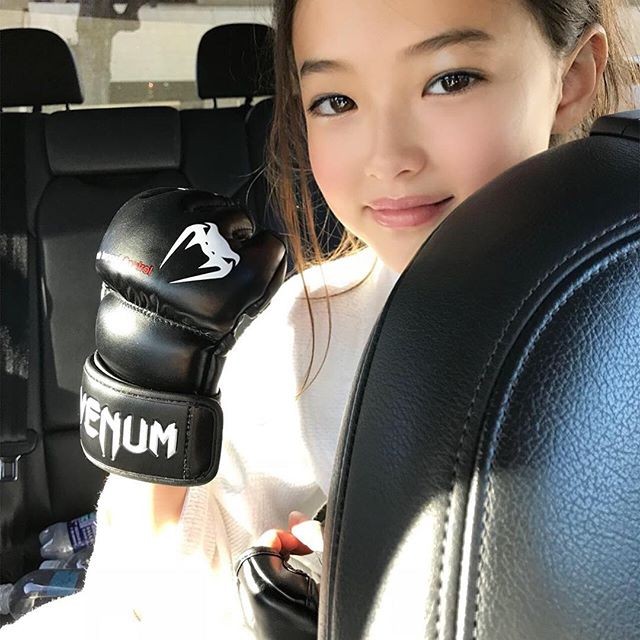 Thiên thần lai 10 tuổi xinh đẹp khiến showbiz Hàn ‘dậy sóng’ - ảnh 10