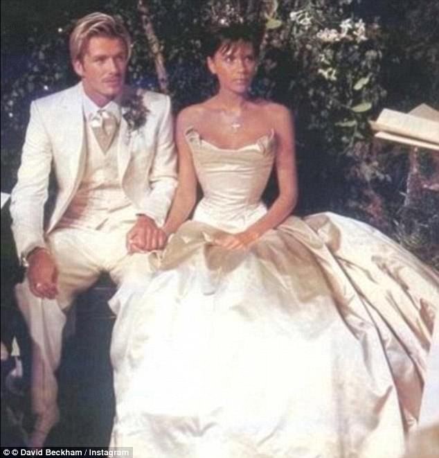 Vợ chồng David Beckham ngọt ngào kỷ niệm 19 năm ngày cưới - ảnh 5