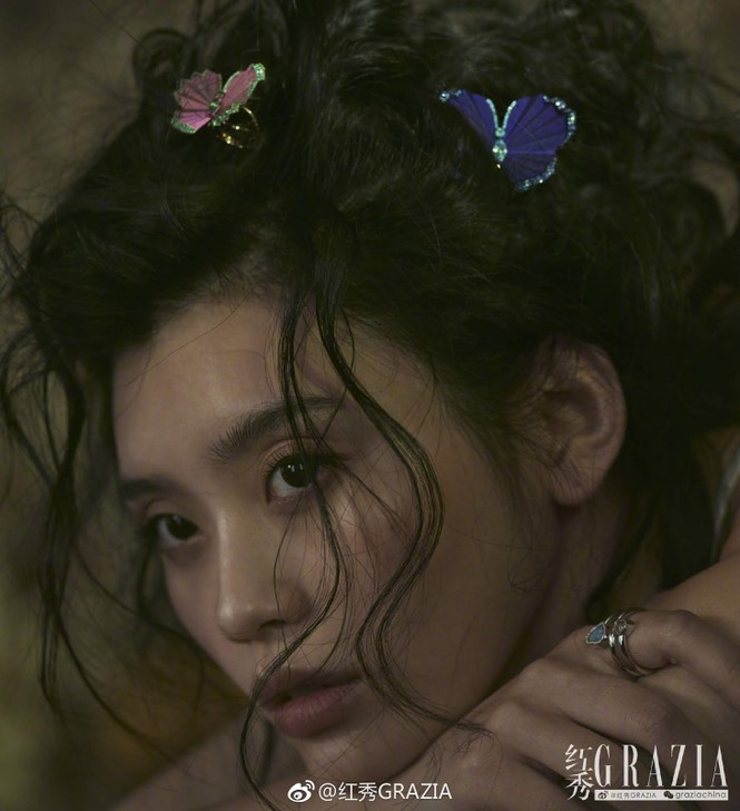 Siêu mẫu ngã sấp ở show Victoria’s Secret 'mình hạc xương mai' gợi cảm - ảnh 12