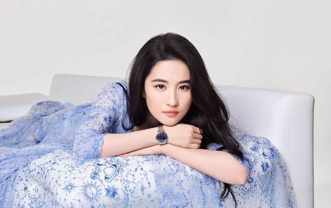 Hé lộ hình ảnh đầu tiên của Lưu Diệc Phi trong bom tấn ‘Hoa Mộc Lan’ - ảnh 8