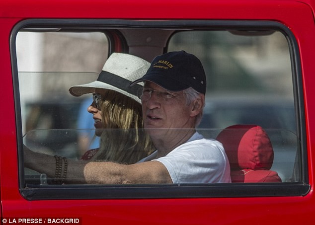 Tài tử ‘Pretty Woman’ Richard Gere rộ tin sắp làm cha ở tuổi 69 - ảnh 7