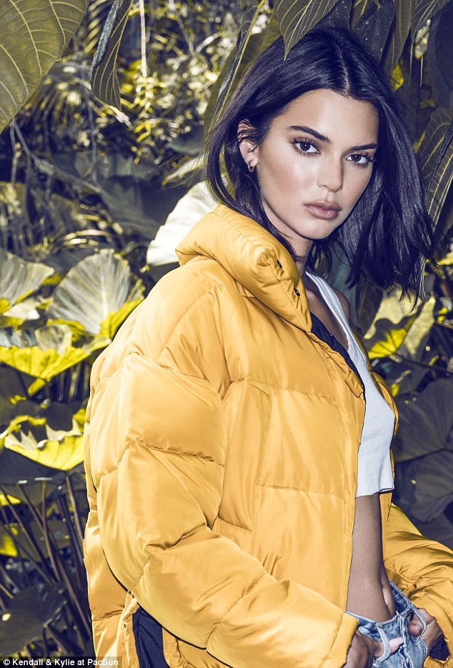 Hai ngọc nữ đôi mươi nhà Kardashian trẻ đẹp ngây ngất - ảnh 6