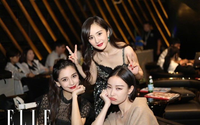 Angelababy ‘lột xác’ với ảnh tóc tém trong bồn tắm - ảnh 12