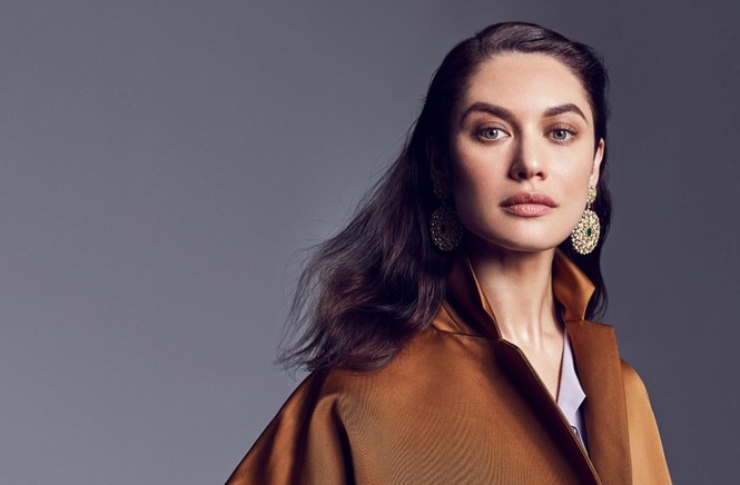 Olga Kurylenko Từ Bond Girl Nong Bỏng đến Bong Hồng Ben Mr Bean Giải Tri Bao điện Tử Tiền Phong