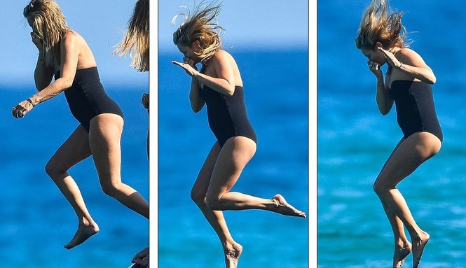 Kate Moss phát tướng, bụng mỡ khi đi nghỉ cùng bạn trai kém 13 tuổi - ảnh 7