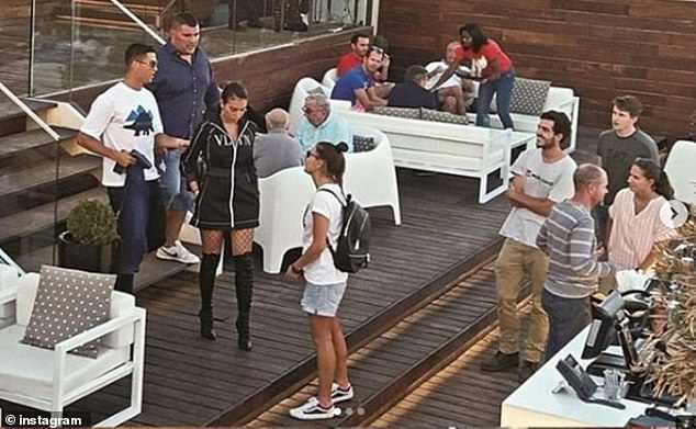 Ronaldo vui vẻ bên bạn gái Georgina giữa ‘tâm bão’ bị tố hiếp dâm - ảnh 2