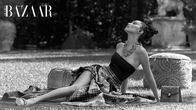 Mê đắm dáng thon quyến rũ hút hồn của ‘chân dài’ Bella Hadid - ảnh 1