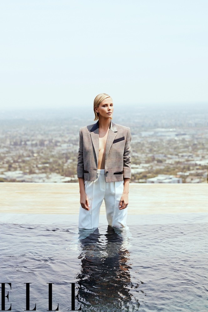 'Nữ thần Nam Phi' Charlize Theron U50 quyến rũ đầy sức sống - ảnh 9