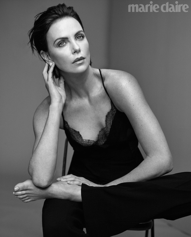 'Nữ thần Nam Phi' Charlize Theron U50 quyến rũ đầy sức sống - ảnh 4